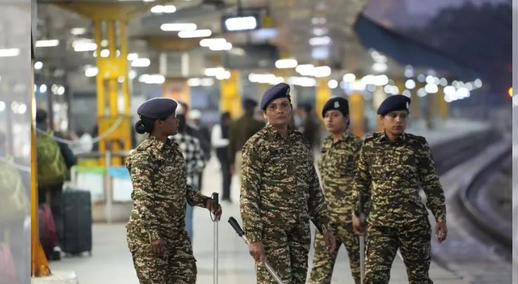 New Delhi railway station: ਭਗਦੜ ਮਗਰੋਂ ਪਲੈਟਫਾਰਮ ਟਿਕਟਾਂ ਦੀ ਵਿਕਰੀ ’ਤੇ ਪਾਬੰਦੀ