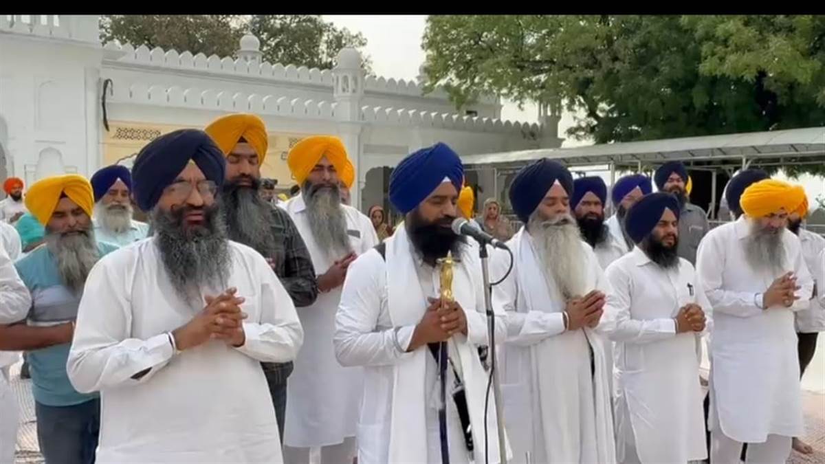 ਜਥੇਦਾਰ ਗਿਆਨੀ ਕੁਲਦੀਪ ਸਿੰਘ ਗੜਗੱਜ ਨੇ ਸੰਗਤ ਰੂਪ ‘ਚ ਤਖ਼ਤ ਸ੍ਰੀ ਕੇਸਗੜ੍ਹ ਸਾਹਿਬ ਵਿਖੇ ਸ਼ਾਂਤੀ ਕਾਇਮ ਰਹਿਣ ਤੇ ਸਰਬੱਤ ਦੇ ਭਲੇ ਦੀ ਕੀਤੀ ਅਰਦਾਸ