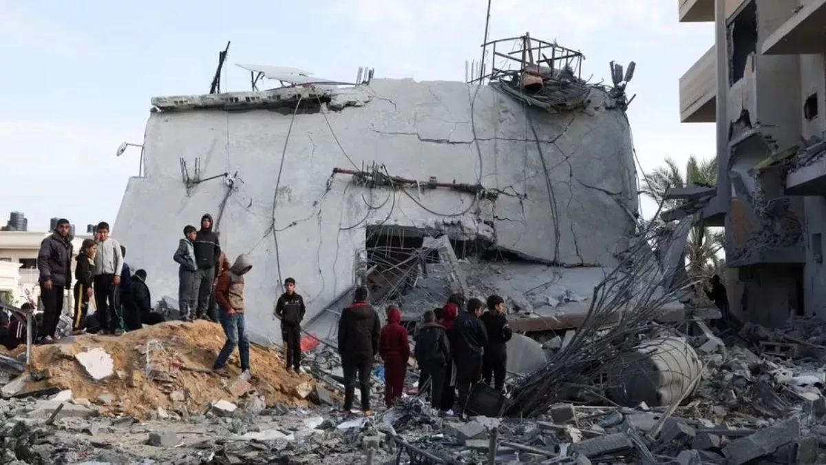 ਗਾਜ਼ਾ ’ਚ ਅਨਾਜ ਲੈਣ ਲਈ ਇਕੱਠੀ ਹੋਈ ਭੀੜ ‘ਤੇ ਇਜ਼ਰਾਈਲੀ ਟੈਂਕਾਂ ਨੇ ਗੋਲੇ ਵ੍ਹਰਾਏ, 51 ਦੀ ਮੌਤ; 200 ਜ਼ਖਮੀ