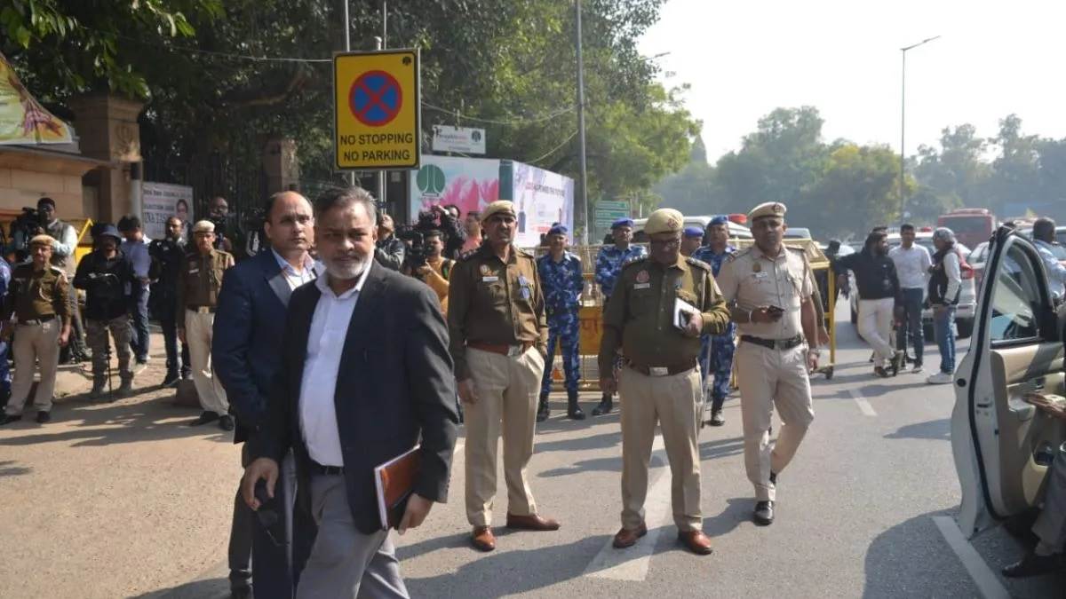 Delhi Blast : NIA ਦੀ ਕਸਟਡੀ ‘ਚ ਭੇਜਿਆ ਆਮਿਰ ਰਾਸ਼ਿਦ ਅਲੀ, 10 ਦਿਨ ਹੋਵੇਗੀ ਪੁੱਛਗਿੱਛ; ਖੁੱਲ੍ਹ ਸਕਦੇ ਹਨ ਵੱਡੇ ਰਾਜ਼