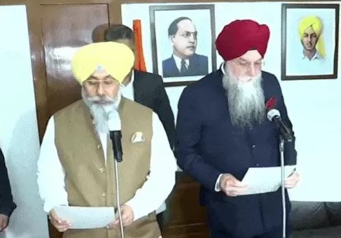 ਤਰਨਤਾਰਨ ਤੋਂ ‘ਆਪ’ ਦੇ ਨਵੇਂ ਬਣੇ ਵਿਧਾਇਕ ਹਰਮੀਤ ਸੰਧੂ ਨੇ ਚੁੱਕੀ ਸਹੁੰ, ਚੌਥੀ ਵਾਰ ਜਿੱਤ ਦਰਜ ਕਰਵਾ ਕੇ ਪੁੱਜੇ ਵਿਧਾਨ ਸਭਾ